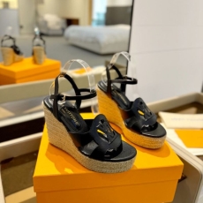 Louis Vuitton Sandals